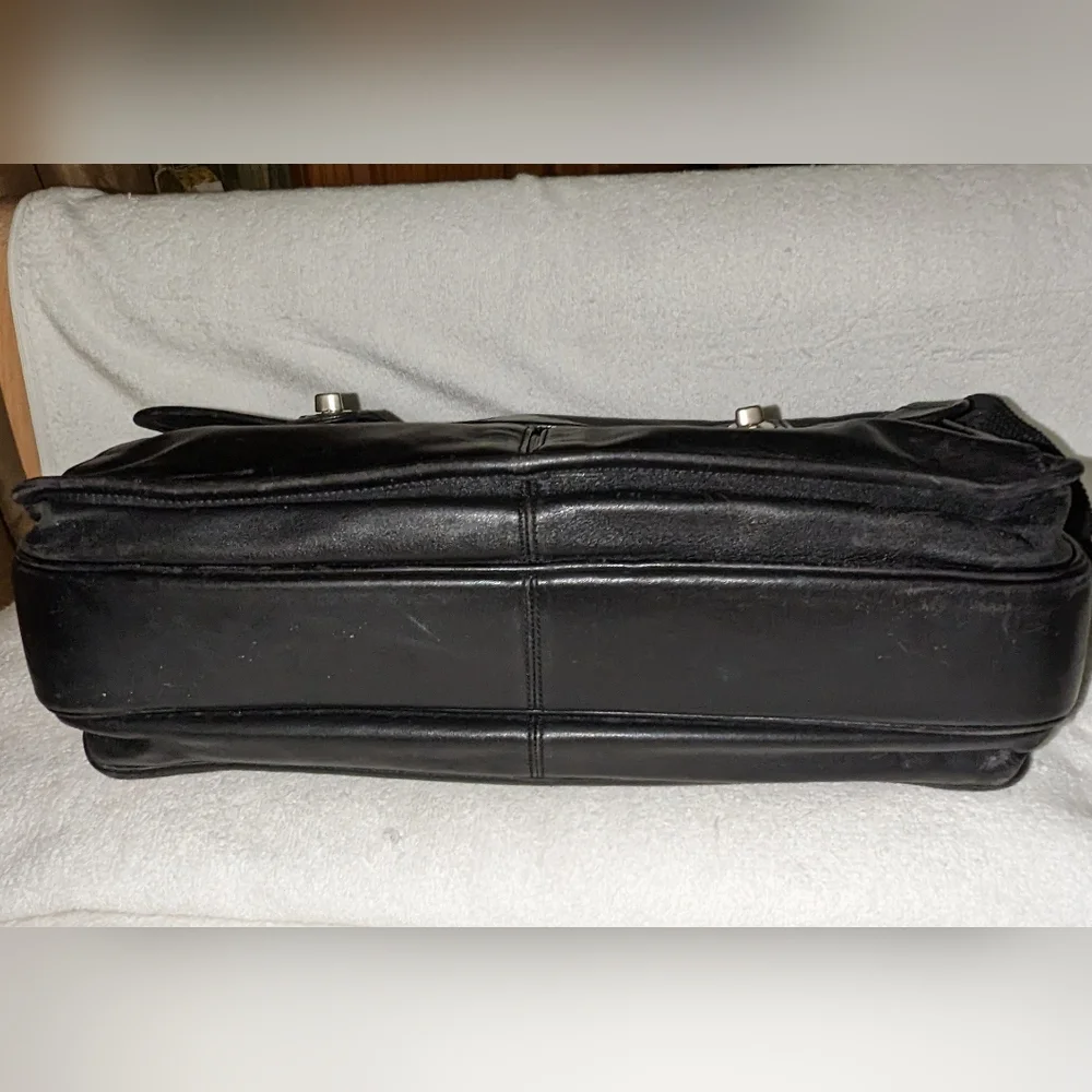 Vintage Coach double turn lock laptop briefcase.0532